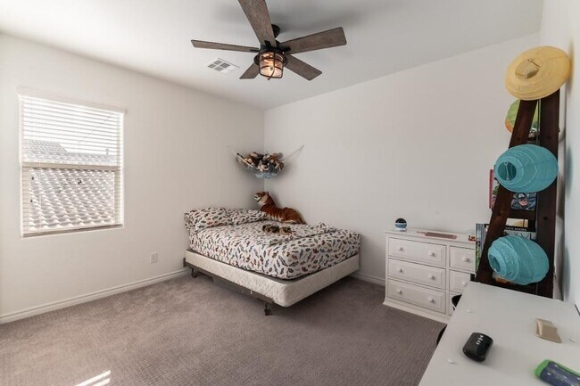 Building Photo - 1082 Langston Ranch Ave