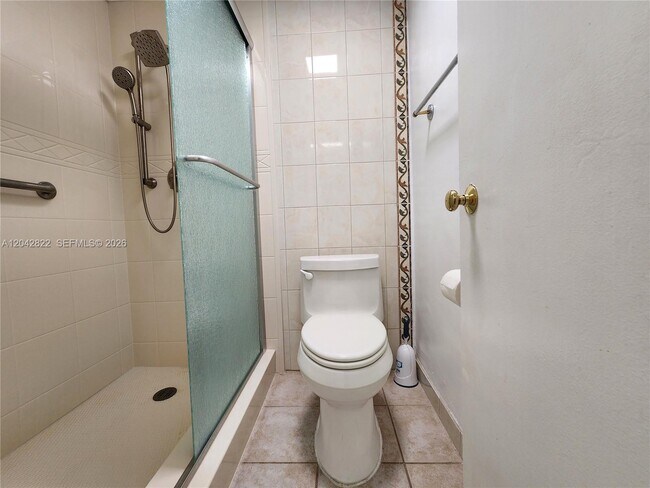 Building Photo - 3505 S Ocean Dr