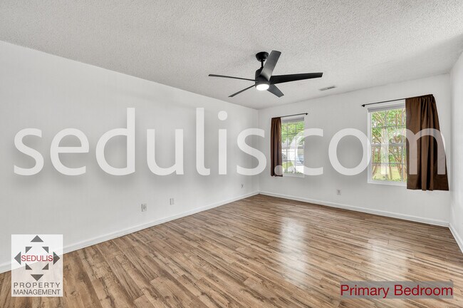 Building Photo - 6634 Bent Creek Dr