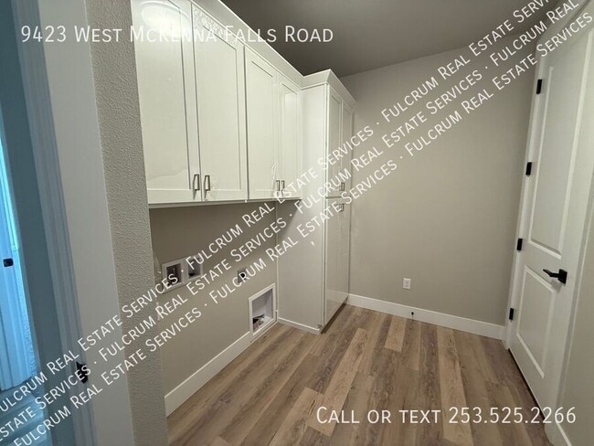 Building Photo - 9423 McKenna Falls Rd W