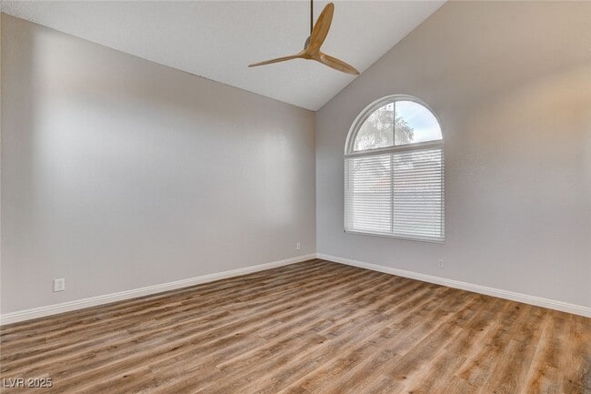 Building Photo - 446 Nettleton Cir