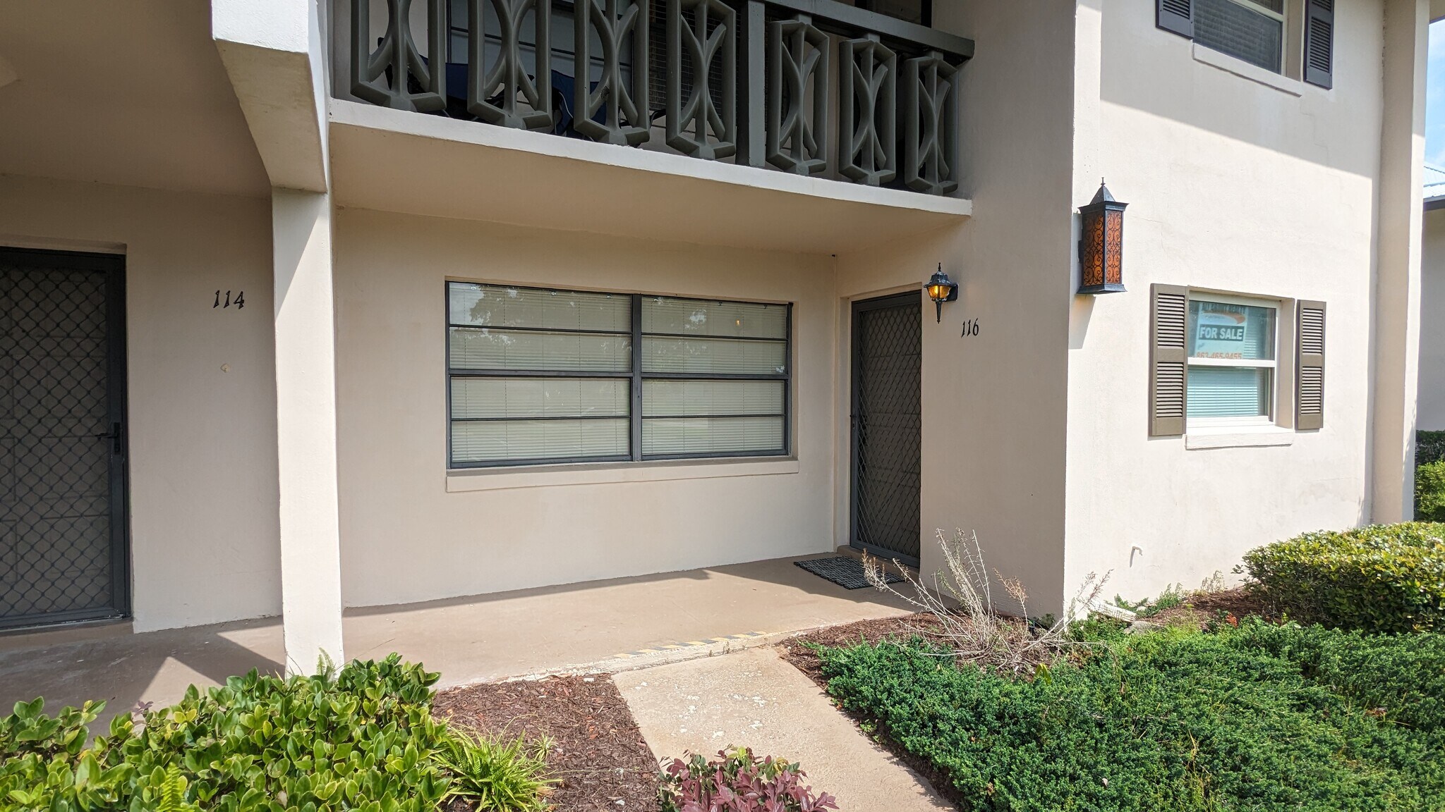 Front Door - 116 Fairway Ct