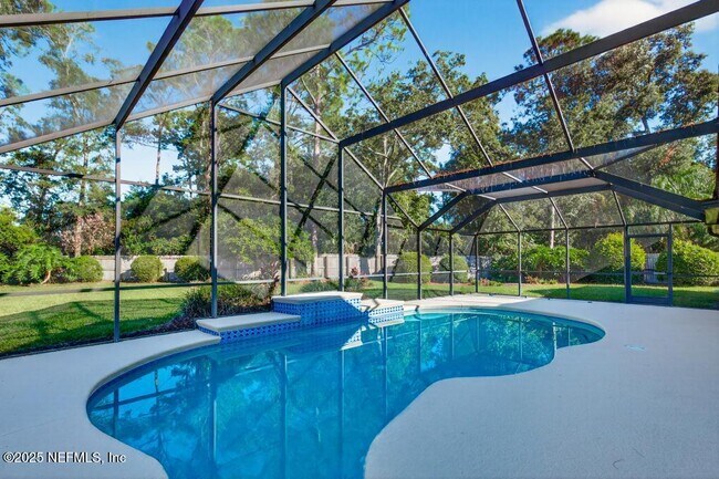Building Photo - 4851 Jaybird Cir N