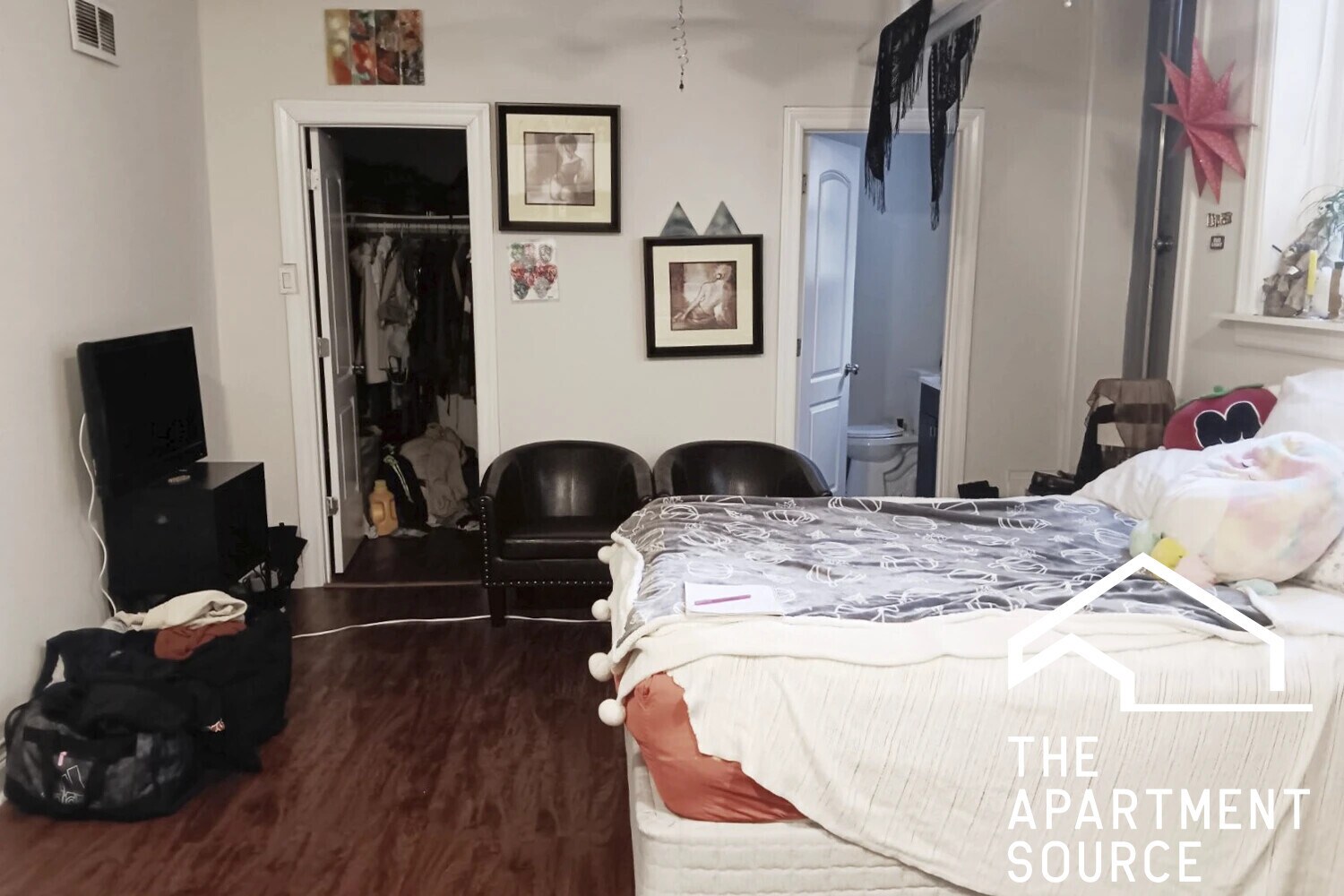 Building Photo - 2129 N Dayton St