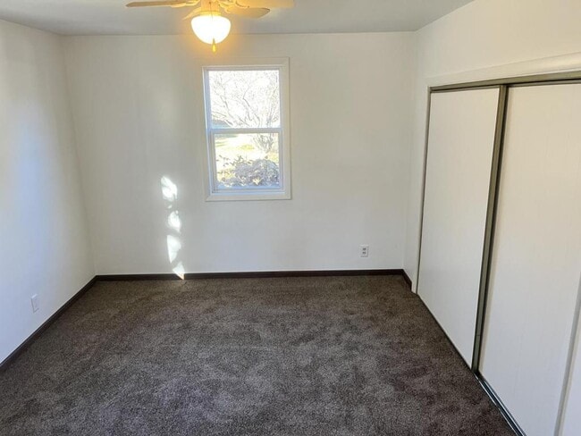 Building Photo - 6306 Schofield Ave