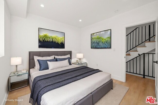 Building Photo - 1933 Magnolia Ave