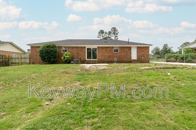 Building Photo - 4059 Old Trail Rd W