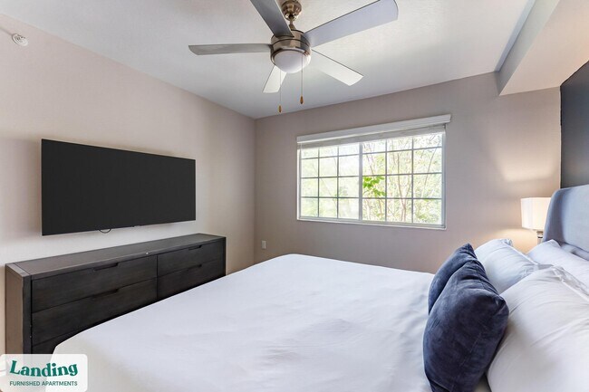 Building Photo - 10200 Falcon Pine Blvd