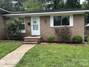 Building Photo - 3315 Erskine Dr