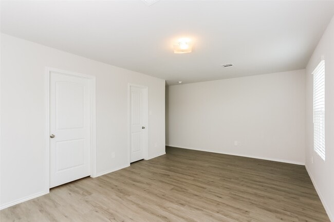 Building Photo - 21522 Kimro Ln