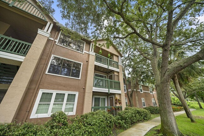 Building Photo - 7667 N Wickham Rd