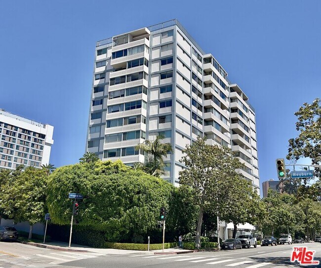 Building Photo - 969 Hilgard Ave