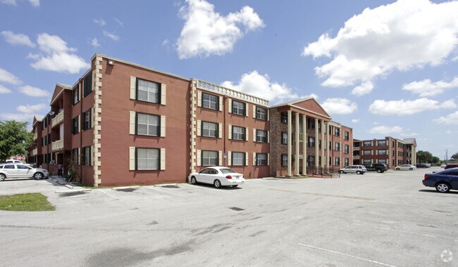 Primary Photo - 1650-1680 W 56th St