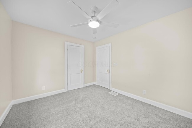 Building Photo - 263 Crestview Rd