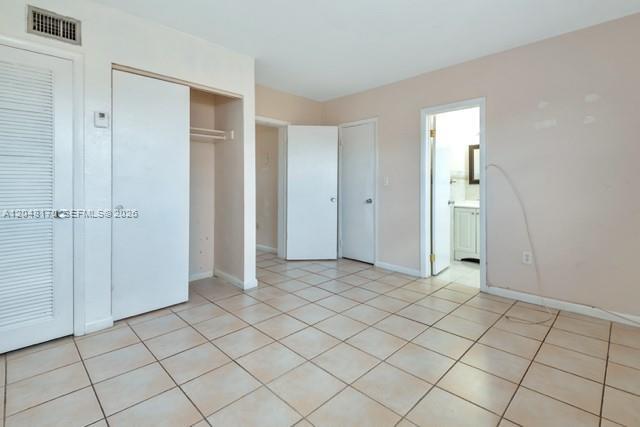 Building Photo - 1280 W 54th St
