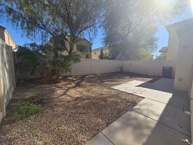 Building Photo - Beautiful 3 Bedroom Home located within North Las Vegas Manicured HOA - $1895 off Feb 2026 - Ask ...