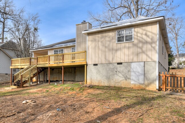 Building Photo - 275 Ashbrook Dr