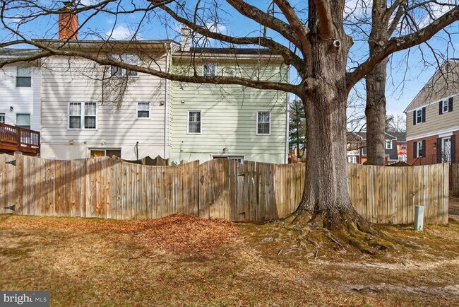 Building Photo - 6015 Ticonderoga Ct