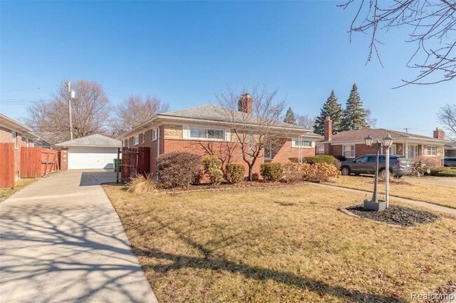 Building Photo - 21135 Virginia Ave