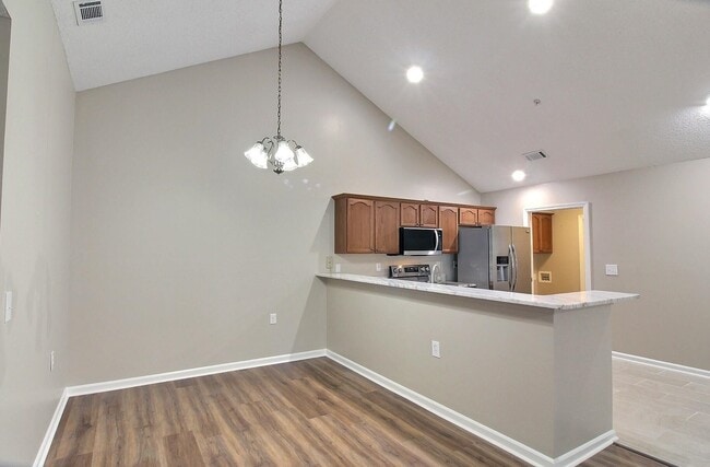 Building Photo - 1125 Oak Timber Cir