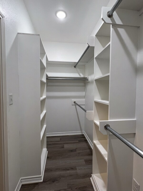 Building Photo - 16104 Echo Glen Dr