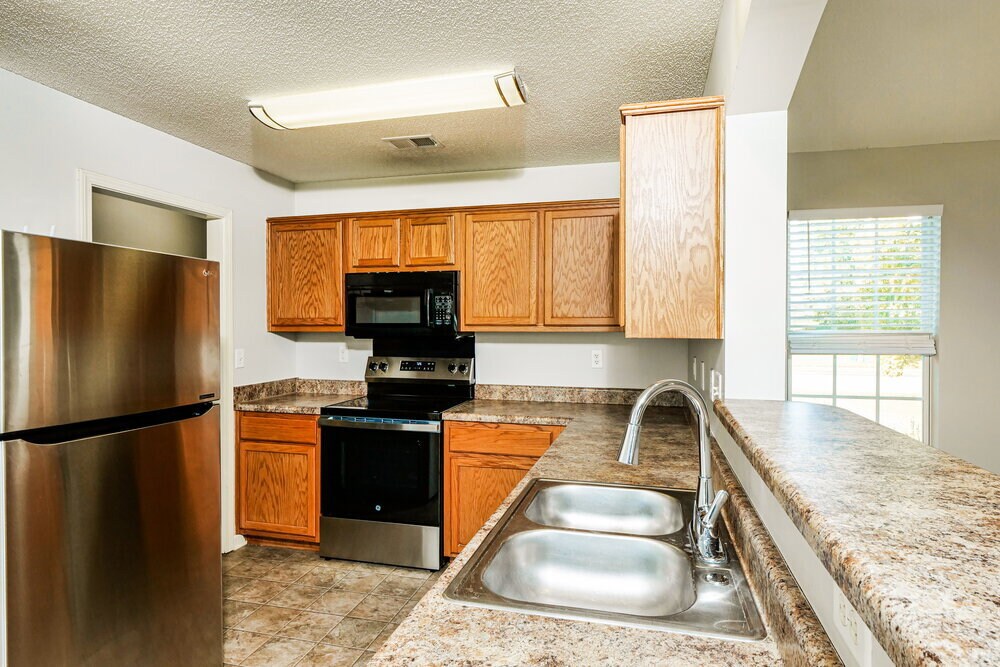 Building Photo - 10221 Adikson Dr