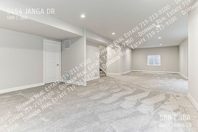 Building Photo - 5454 Janga Dr