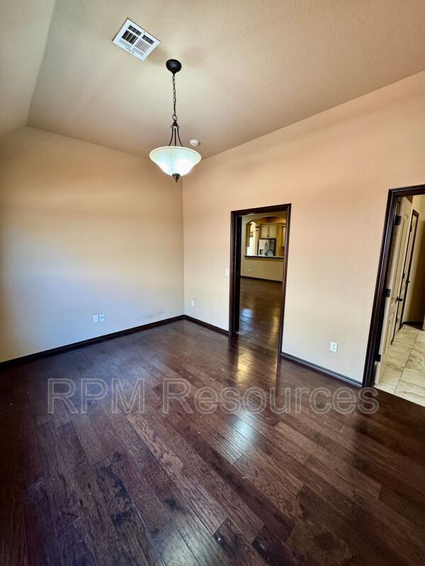 Building Photo - 3121 SW 136th Terrace