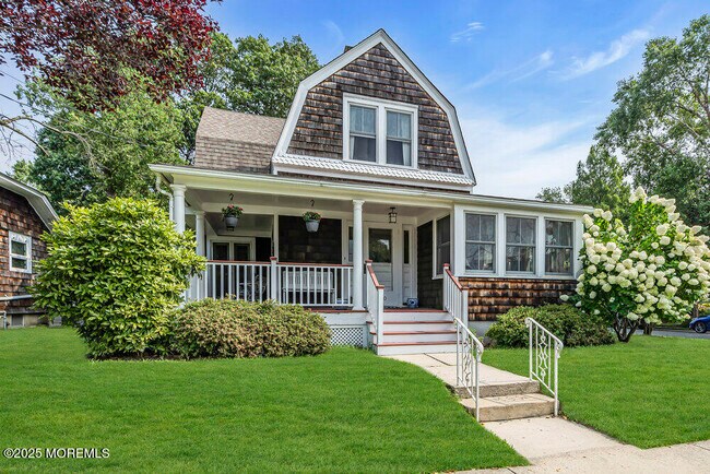 Primary Photo - 600 St Clair Ave