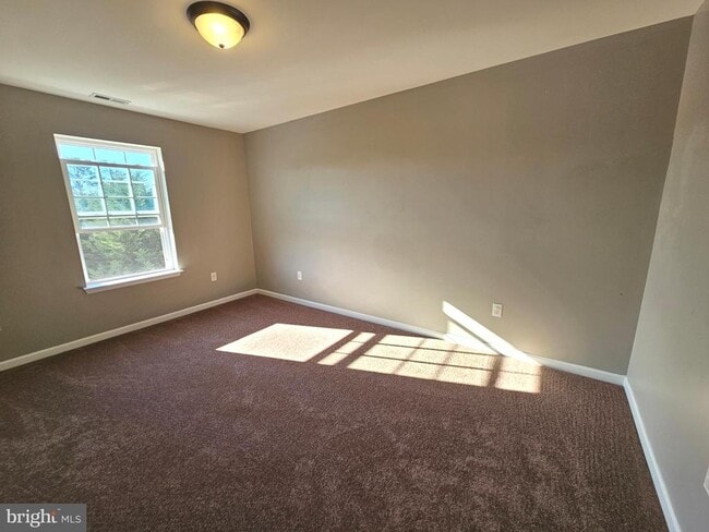 Building Photo - 269 S Marshview Terrace