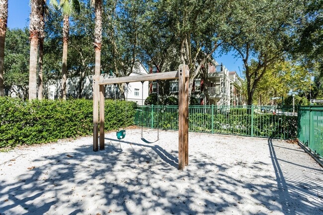 Building Photo - 770-307 Siena Palm Drive