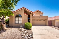 Building Photo - 11289 E Sunnyside Dr