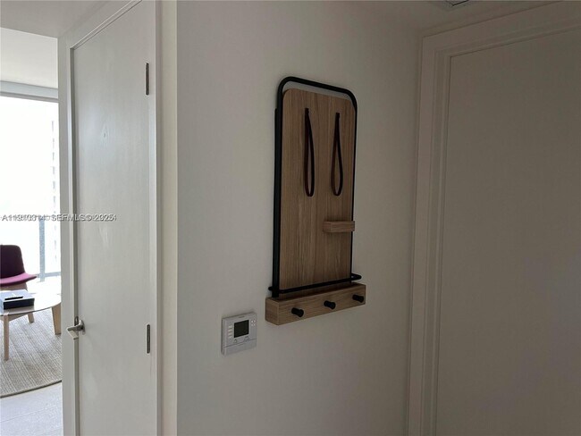 Building Photo - 159 NE 6th St