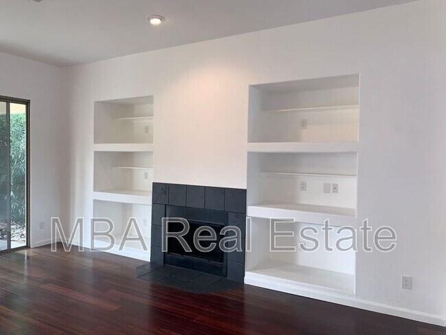 Building Photo - 16824 N 63rd St