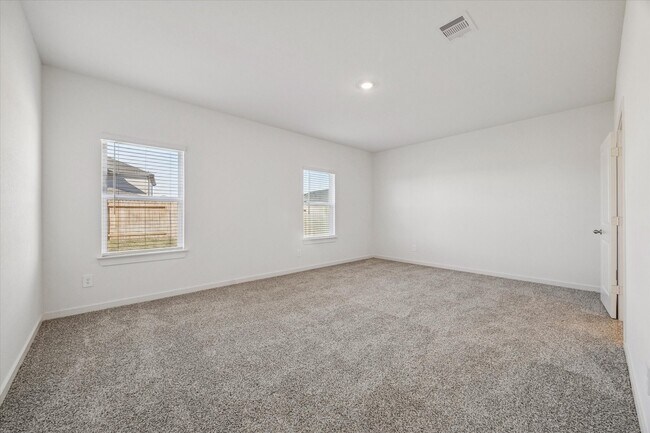 Building Photo - 4334 Camden Lakes St