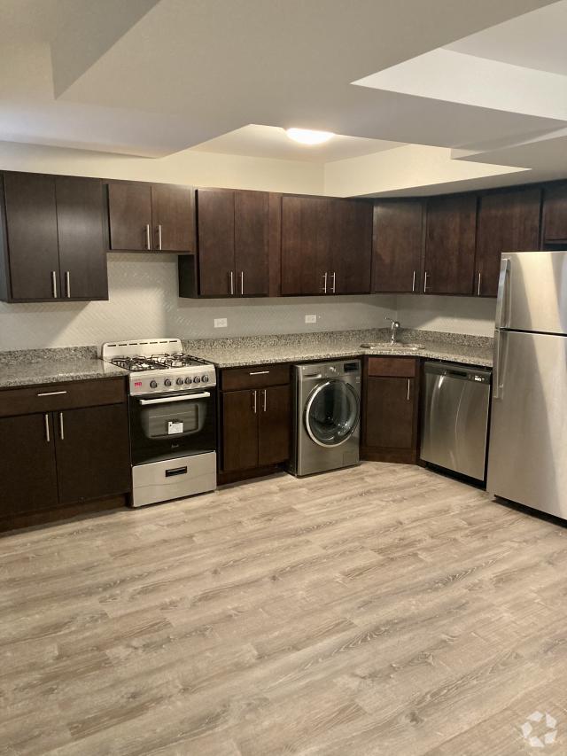 Building Photo - 1 bedroom in Chicago IL 60614