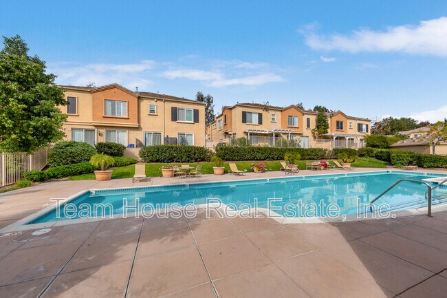 Building Photo - 26971 Hillsborough Pkwy