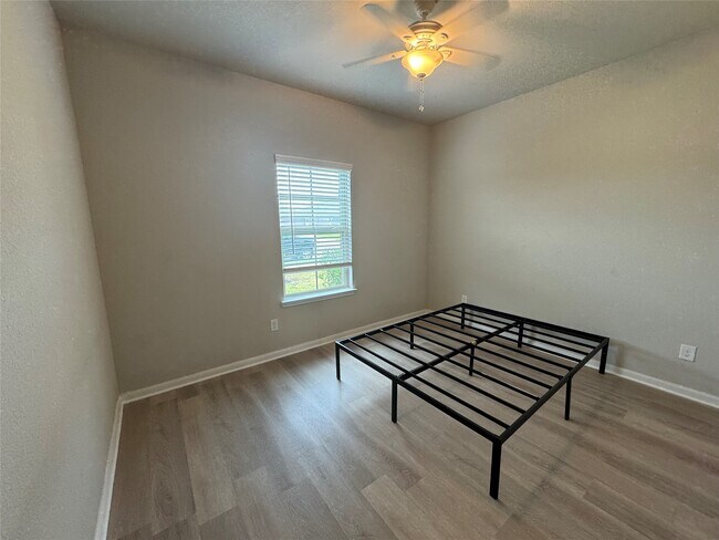 Building Photo - 3507 Sicily Island Ln