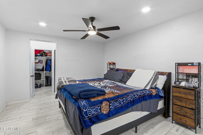 Building Photo - 7740 Phoenix Ave