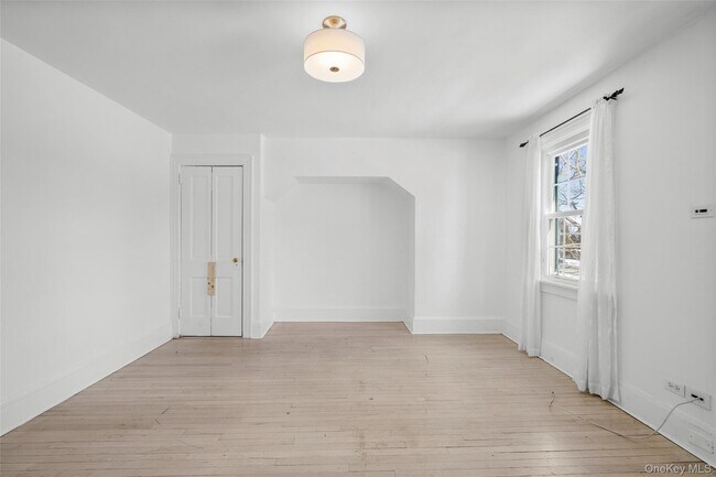 Building Photo - 1146 North Ave