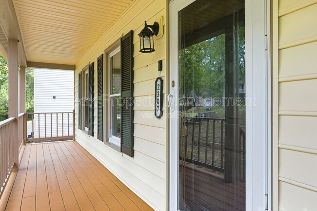 Building Photo - 2307 Providence Creek Rd