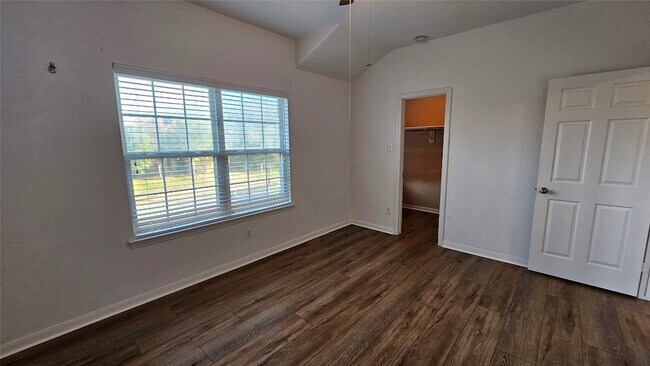 Building Photo - 9407 Herons Grove Ln