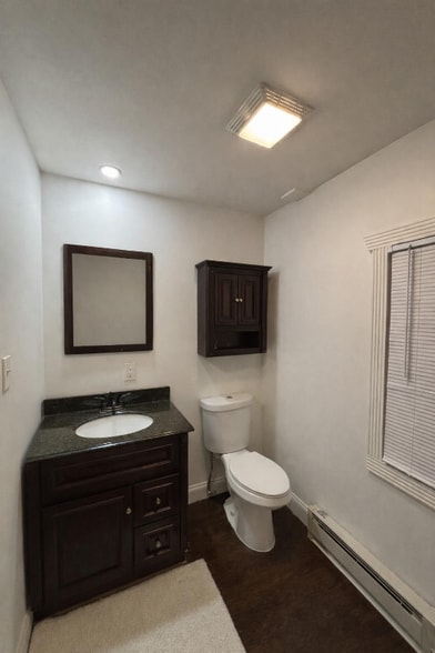 Building Photo - 940 Gravel Pike