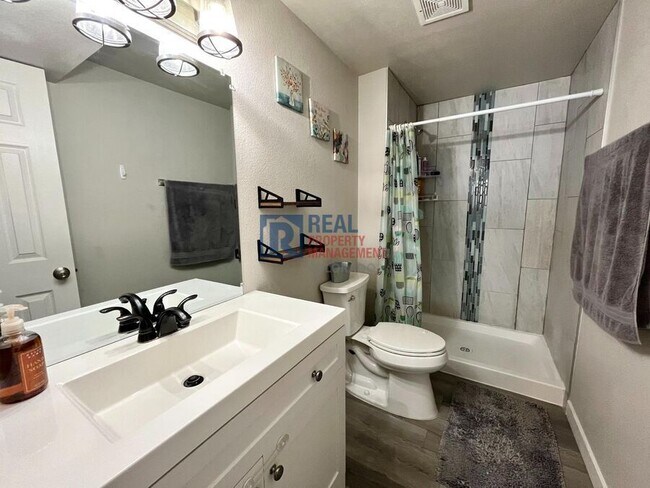 Building Photo - 7110 Goldfield Dr