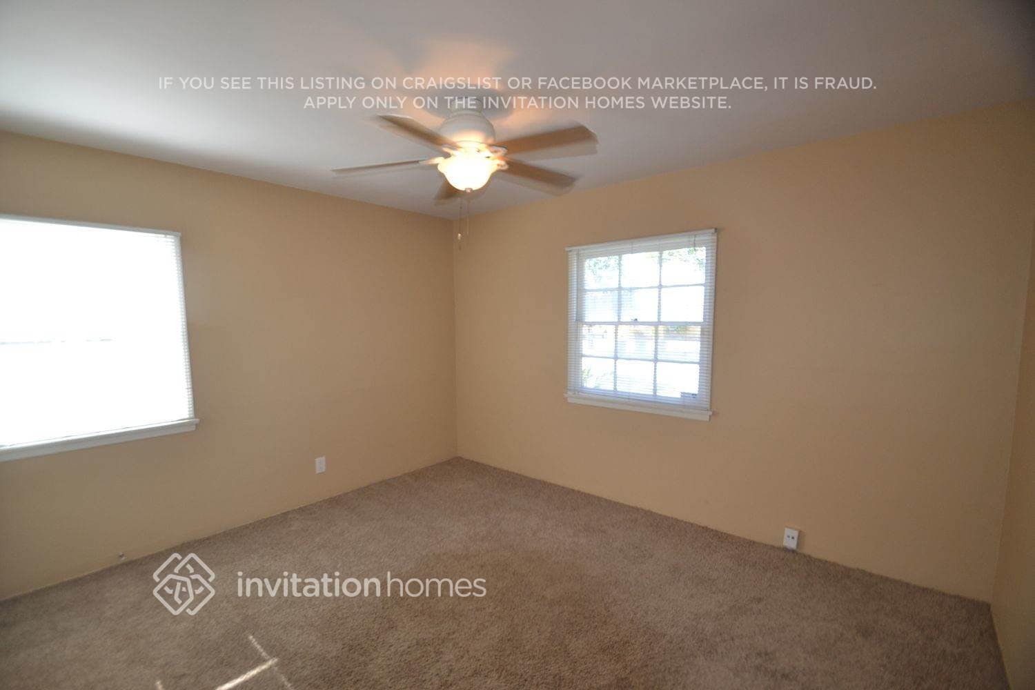 Building Photo - 1530 W 154th Pl