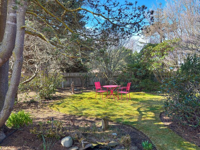 Building Photo - 951-953 3 Crabs Rd