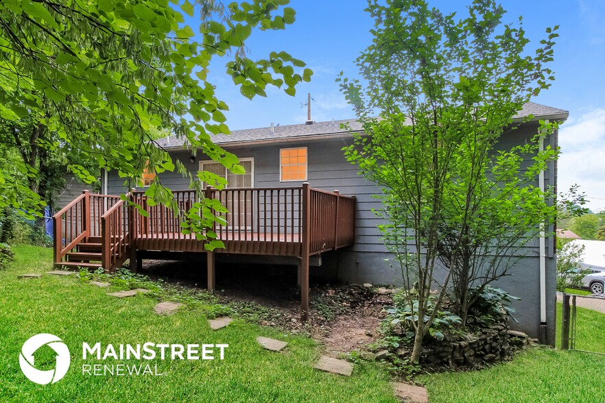 Building Photo - 509 Barclay Square Ct