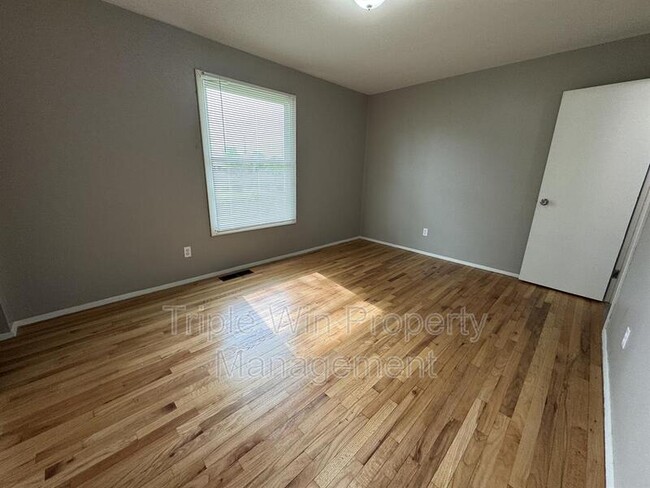 Building Photo - 11282 Ashcroft Ln
