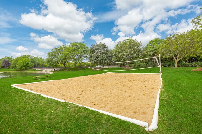 Building Photo - 1411 Johnson Dr