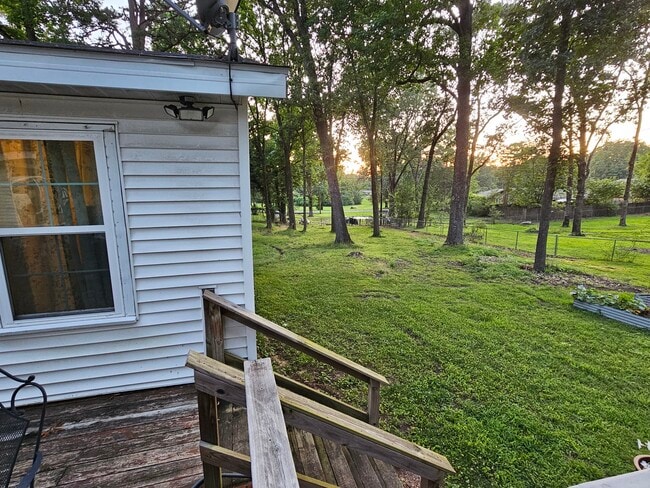 Building Photo - 175 Bluff View Dr